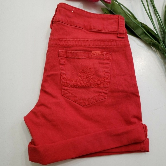 Seven 7 Woman Flat Front Folded Hem Stretch Short - Picture 5 of 8